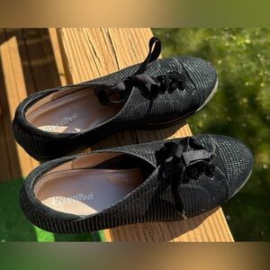 Beautifeel Women’s Jane Sneakers, Size 38, Black Linear Print Suede, Like New